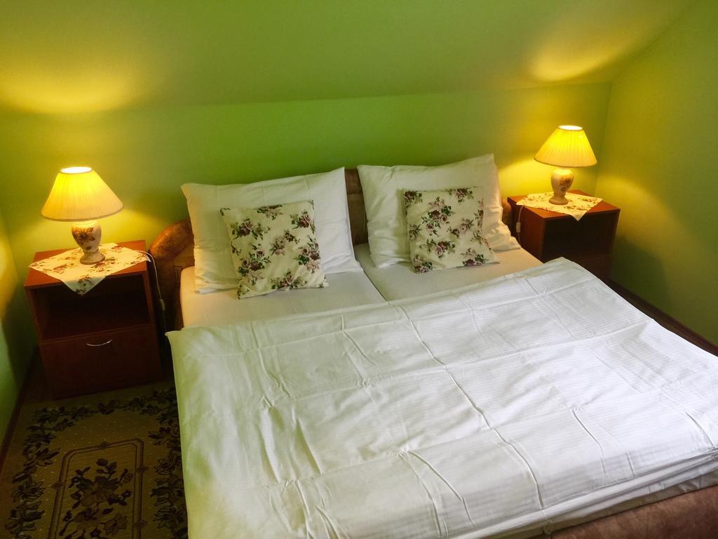 Penzion U Golema Blansko Room photo